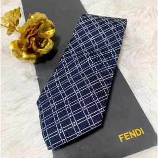 フェンディ(FENDI)の箱なしFENDI ネイビー ネクタイ ズッカ柄 高級シルク100%(ネクタイ)