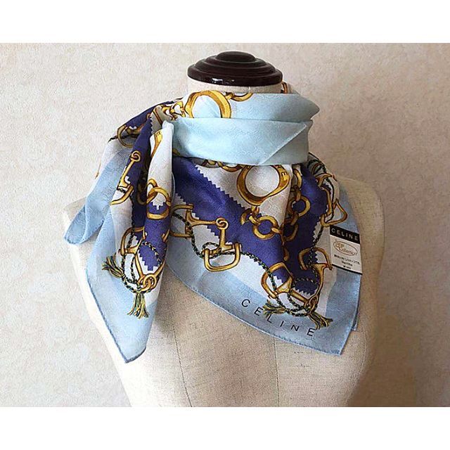 新品CELINE セリーヌ★大人気マカダム織り柄ミニスカーフ膝掛け●58×58㎝ 2