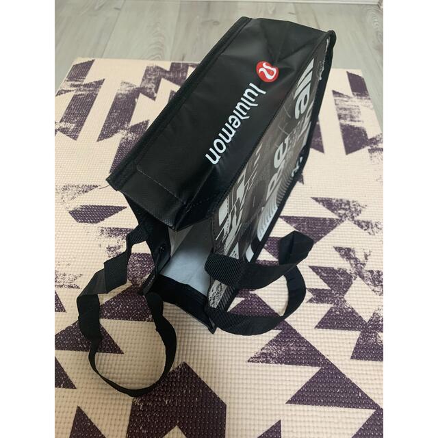 lululemon(ルルレモン)のショッピングバッグ  lululemon ルルレモン ヨガ ピラティス　黒 レディースのバッグ(ショップ袋)の商品写真