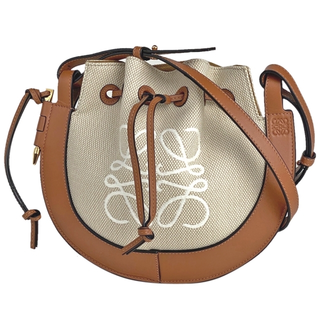 LOEWE - ロエベ アナグラム ホースシューバッグ スモール レディース 【中古】の通販 by バイセル ラクマ店|ロエベならラクマ LOEWE - ロエベ アナグラム ホースシューバッグ スモール レディース 【中古】の通販 by バイセル ラクマ店|ロエベならラクマ