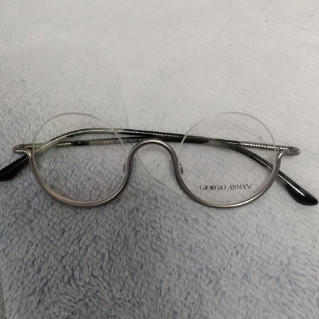 アルマーニの伊達メガネです!未使用 - サングラス/メガネ