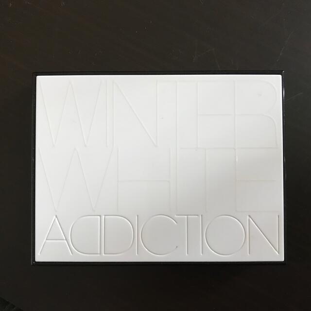 ADDICTION(アディクション)のADDICTION アディクション コンパクト ケース チップ ブラシ付 コスメ/美容のコスメ/美容 その他(その他)の商品写真