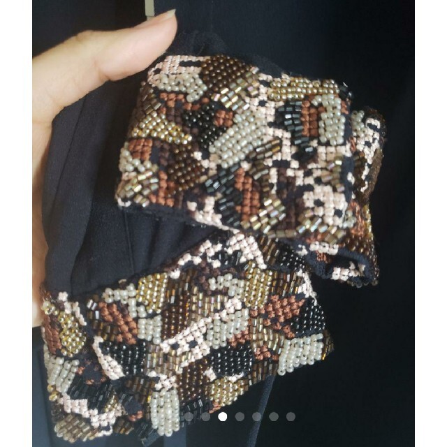 DRIES VAN NOTEN(ドリスヴァンノッテン)のドリスヴァンノッテン ビーズ刺繍ブラウス レディースのトップス(シャツ/ブラウス(長袖/七分))の商品写真