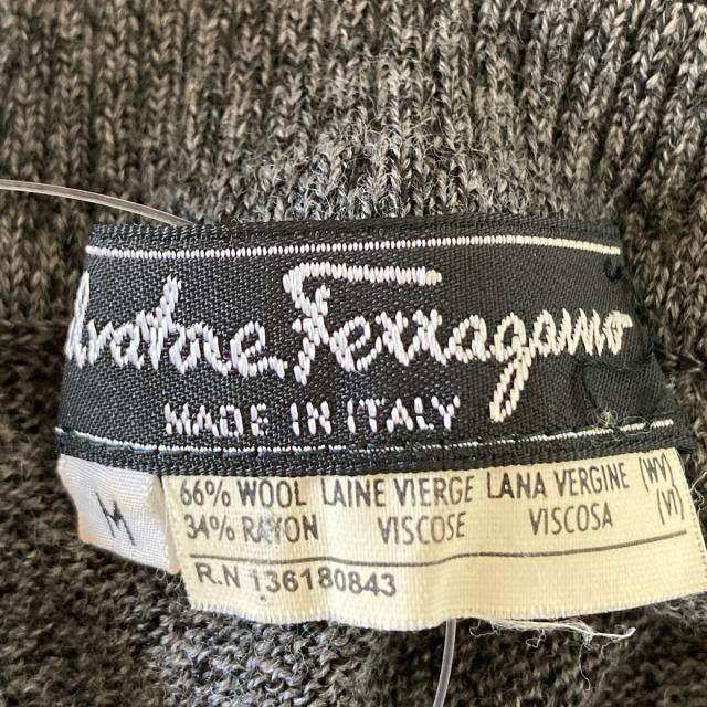 Salvatore Ferragamo(サルヴァトーレフェラガモ)のサルバトーレフェラガモ 半袖セーター M - レディースのトップス(ニット/セーター)の商品写真