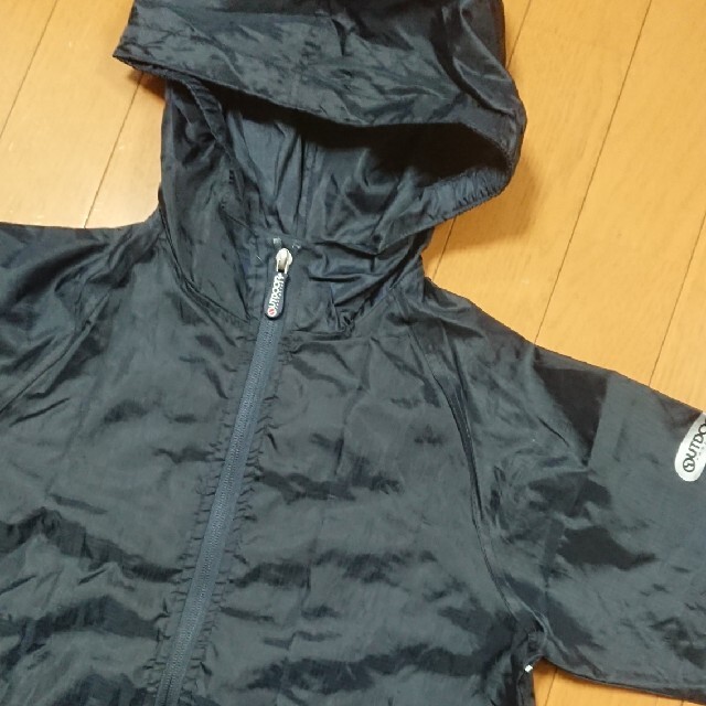 OUTDOOR(アウトドア)のお値下げ！美品 OUTDOOR ウィンドブレーカー 140 雨具 レインコート キッズ/ベビー/マタニティのこども用ファッション小物(レインコート)の商品写真