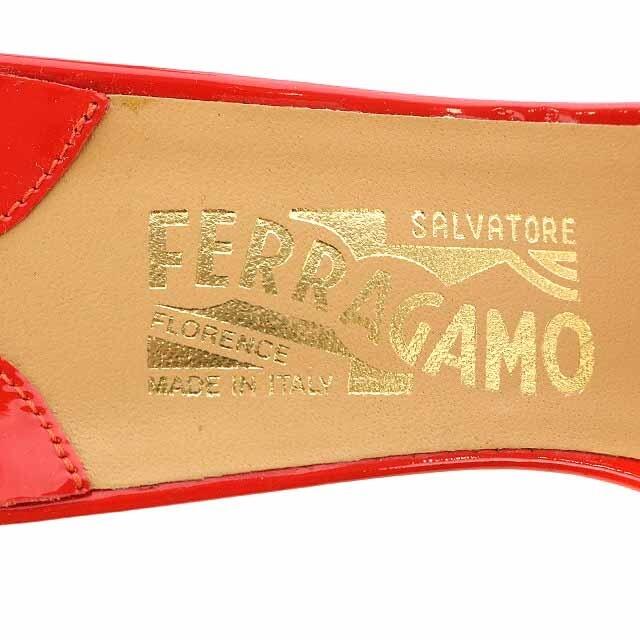 Salvatore Ferragamo(サルヴァトーレフェラガモ)のサルヴァトーレフェラガモ ミュール サンダル リボン 7 24.5cm 赤 レディースの靴/シューズ(ミュール)の商品写真