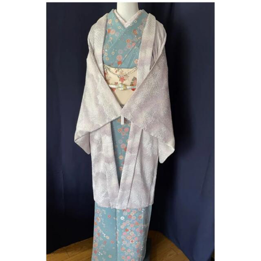 小紋】ちりめんに小花柄 地色が美しい青磁色 大変上質の小紋 未着用極