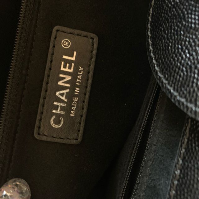 したものの CHANEL - CHANEL シャネル ドーヴィル トートバッグの通販 したものの CHANEL - CHANEL シャネル ドーヴィル トートバッグの通販