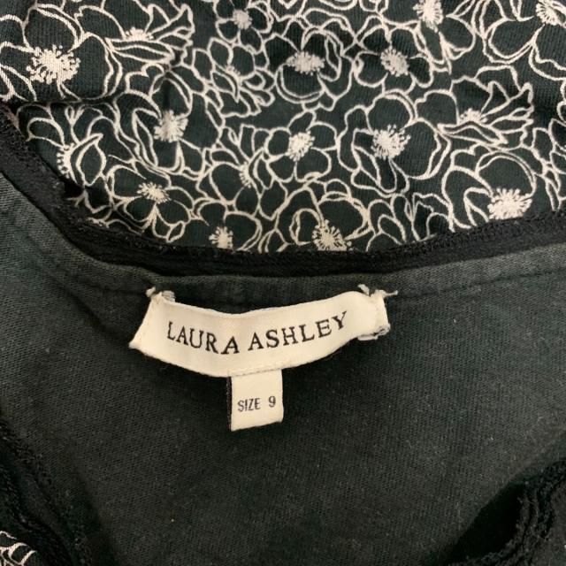 LAURA ASHLEY(ローラアシュレイ)のローラアシュレイ ワンピース サイズ9 M - レディースのワンピース(その他)の商品写真