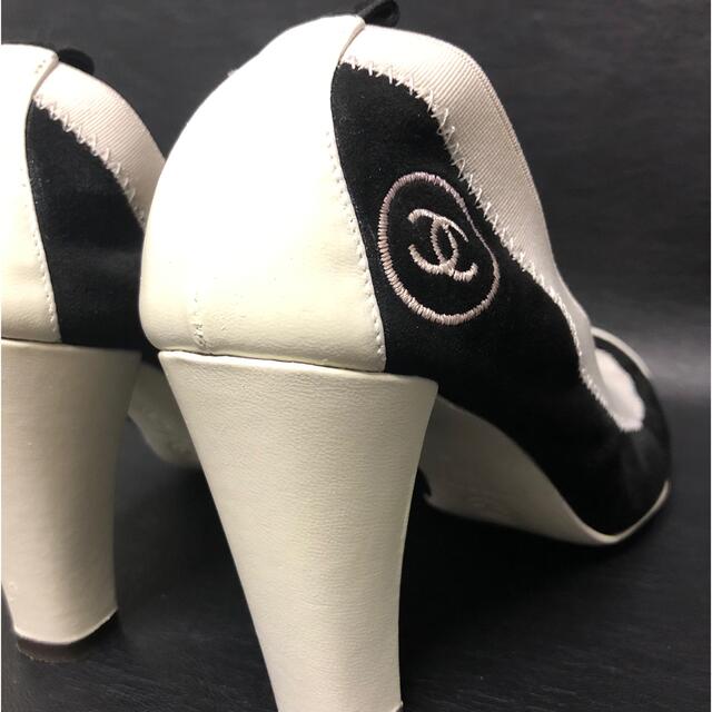 CHANEL(シャネル)のCHANEL シャネル スエード/レザー ソフト パンプス【正規品】 レディースの靴/シューズ(ハイヒール/パンプス)の商品写真