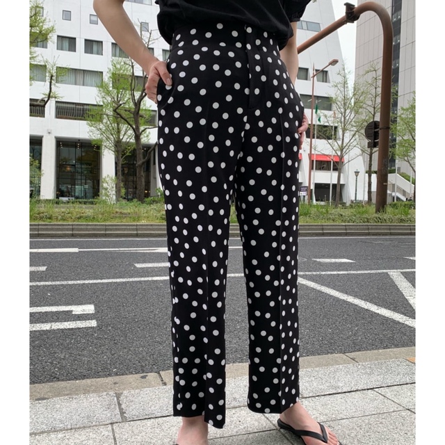 UNITED ARROWS(ユナイテッドアローズ)の【新品タグ付き】P ドット ストレート パンツ W† レディースのパンツ(カジュアルパンツ)の商品写真