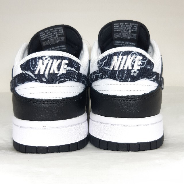 新品/タグ付】NIKE DUNK LOW ペイズリー パンダ 黒×白 26.0 - スニーカー