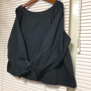 ユニクロ(UNIQLO)のUNIQLO       コットン黒ブラウス　(シャツ/ブラウス(長袖/七分))