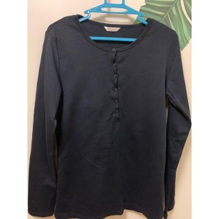 ユニクロ(UNIQLO)の再SALE！未使用★UNIQLOヘンリーネック★綿98%★L size★ネイビー(Tシャツ(長袖/七分))