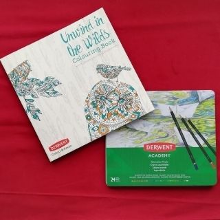 ダーウェント】「塗り絵本」「アカデミー ウォーターカラーペンシル24