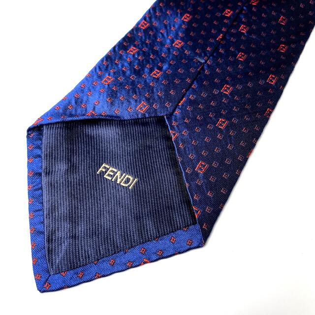 オンライン限定商品 未使用タグ付き FENDI フェンディ ズッカ柄