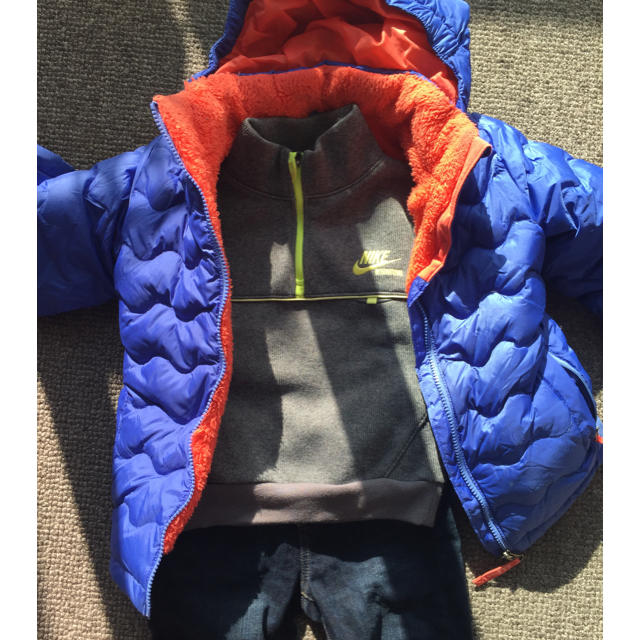 NIKE(ナイキ)のNIKEナイキ セーター サイズ100 キッズ/ベビー/マタニティのキッズ服男の子用(90cm~)(ジャケット/上着)の商品写真