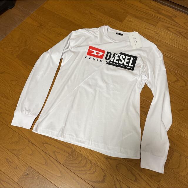 DIESEL(ディーゼル)の《ディーゼル》 長袖シャツ メンズのトップス(Tシャツ/カットソー(七分/長袖))の商品写真