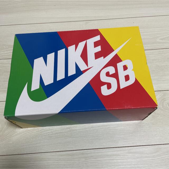 NIKE SBダンク　コラボスニーカー