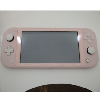 ニンテンドースイッチ(Nintendo Switch)のNintendo Switch Lite ピンクカスタム(携帯用ゲーム機本体)