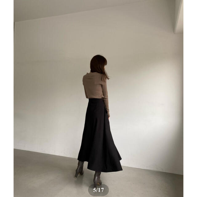 【新品未使用】maison celon ロングスカート 黒 レディースのスカート(ロングスカート)の商品写真