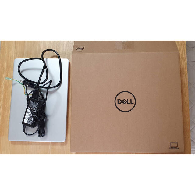 DELL(デル)のデルDell ノートパソコン Inspiron 13 5370 送料込み　匿名 スマホ/家電/カメラのPC/タブレット(ノートPC)の商品写真