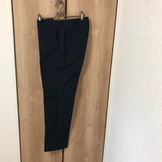 ユニクロ(UNIQLO)のユニクロ　感動パンツ　新品(スラックス)