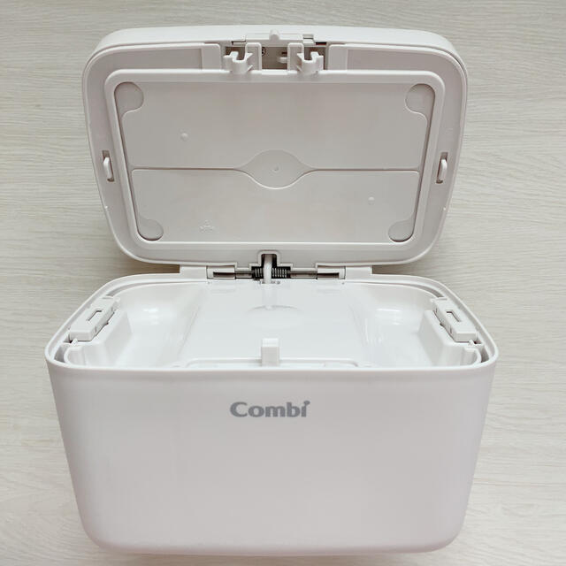 combi(コンビ)のコンビ おしりふきウォーマー キッズ/ベビー/マタニティのおむつ/トイレ用品(ベビーおしりふき)の商品写真