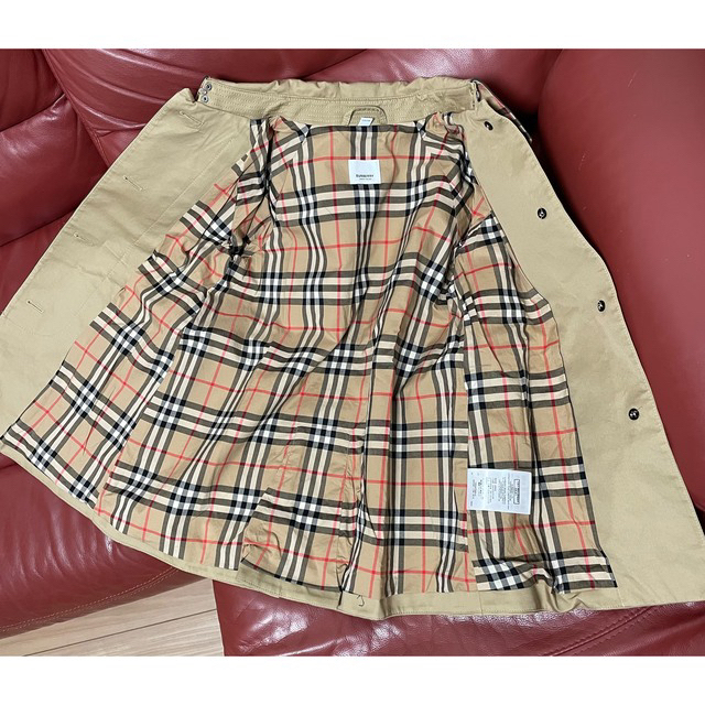 BURBERRY(バーバリー)のバーバリー　Burberry コート　ベビー　キッズ　チルドレン　6Y キッズ/ベビー/マタニティのキッズ服女の子用(90cm~)(コート)の商品写真