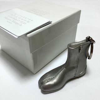 マルタンマルジェラ(Maison Martin Margiela)の新品 20ss マルジェラ タビ ブーツ キーホルダー 銀 2606(キーホルダー)