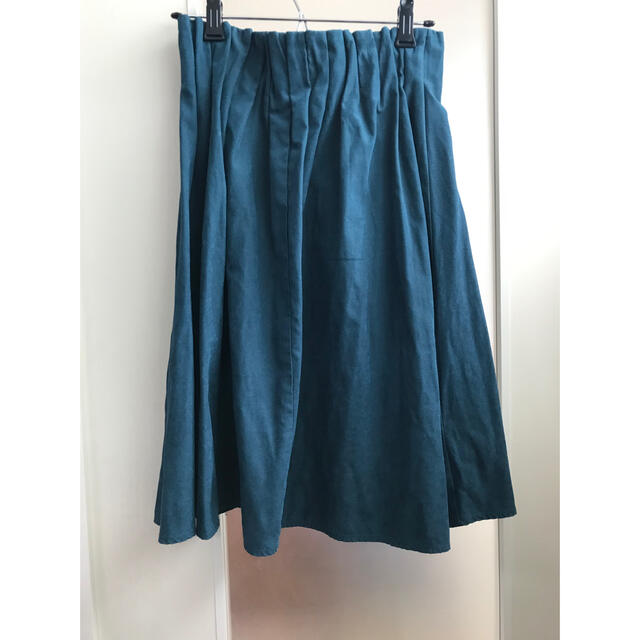 ViS(ヴィス)のvis モスグリーン　スカート  レディースのスカート(ひざ丈スカート)の商品写真