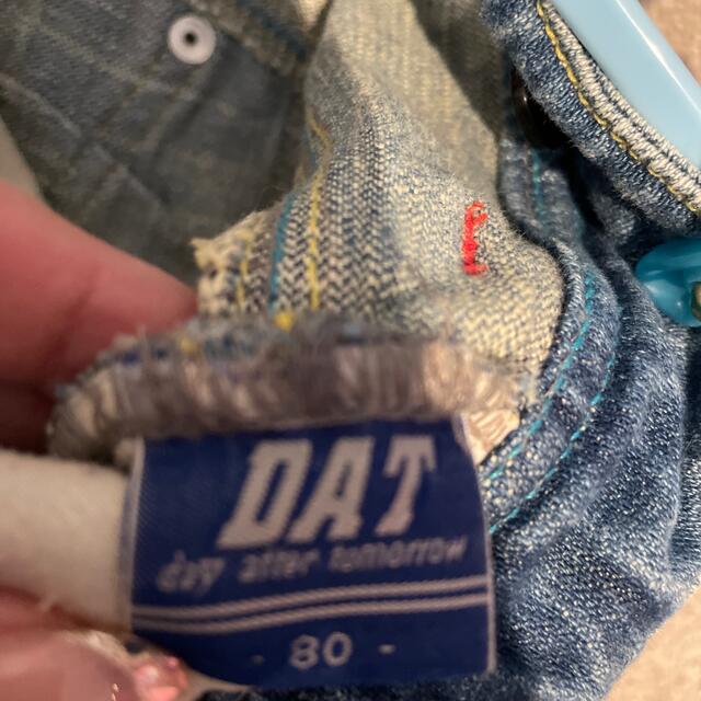 DAT(ダット)のDAT デニムショートパンツ　80 キッズ/ベビー/マタニティのベビー服(~85cm)(パンツ)の商品写真