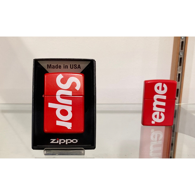 Supreme(シュプリーム)のSupreme Logo Zippo® シュプリーム ロゴ ジッポ  メンズのファッション小物(タバコグッズ)の商品写真