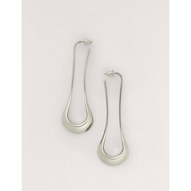 LEMAIRE(ルメール)のsj様専用 LEMAIRE LONG DROP EARRINGS レディースのアクセサリー(ピアス)の商品写真