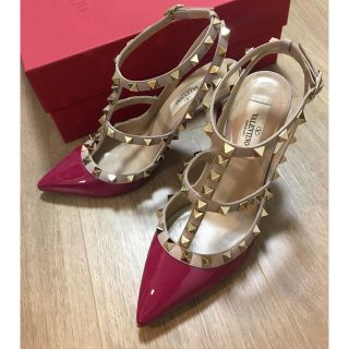 ヴァレンティノ(VALENTINO)のヴァレンティノ　アンクルストラップ　パンプス(ハイヒール/パンプス)