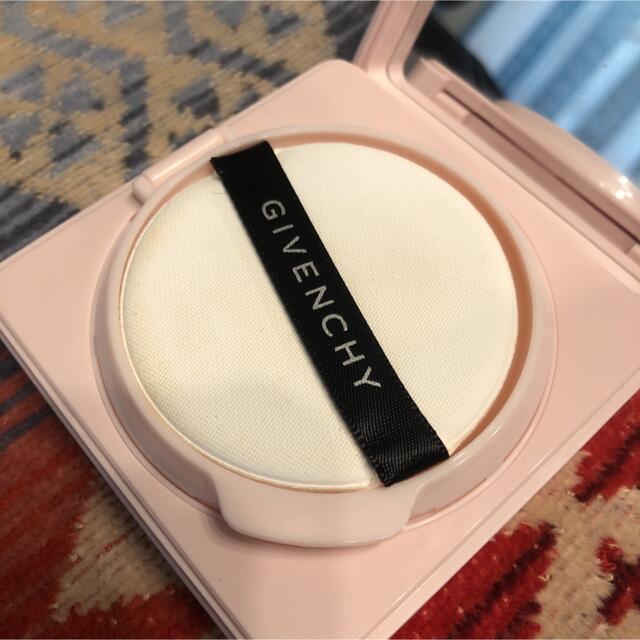 大人気ジバンシイGIVENCHY♡ランタンポレルブロッサム クリーム コンパクト 2022特集 ジバンシィセット ★プリズム・リーブル ★クリーム コンパクト フェイスパウダー