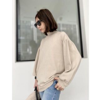 アパルトモンドゥーズィエムクラス(L'Appartement DEUXIEME CLASSE)のSleeve Volume Knit  ベージュ(ニット/セーター)