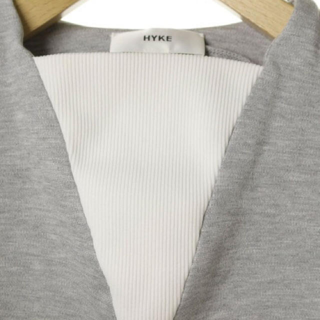 HYKE(ハイク)のHYKE カットソー  レディースのトップス(Tシャツ(半袖/袖なし))の商品写真