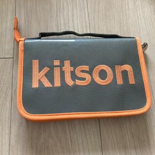 キットソン(KITSON)の【ｋｉｔｓｏｎ】母子手帳ケース　カーキ　即日発送！(母子手帳ケース)