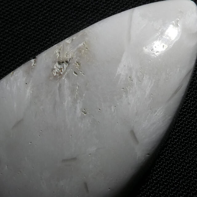 ⭐️限定1品⭐️ ホワイトスコレサイト 天然石 ルース ハンドメイド L281