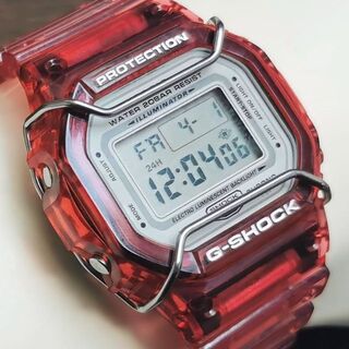 カシオ(CASIO)のG-SHOCK DW-5600 レッドスケルトン + バンパー + メタル遊環(腕時計(デジタル))