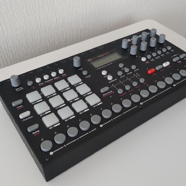 Elektron Analog rytm mk1 電源付き 楽器のDTM/DAW(その他)の商品写真