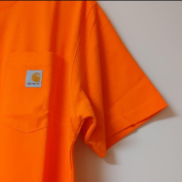 carhartt(カーハート)の新品 M カーハートポケット Tシャツ オレンジ メンズのトップス(Tシャツ/カットソー(半袖/袖なし))の商品写真