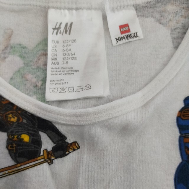 H&M(エイチアンドエム)のH&Mのレゴニンジャゴーのタンクトップ2枚セット✩.*120-130 キッズ/ベビー/マタニティのキッズ服男の子用(90cm~)(Tシャツ/カットソー)の商品写真
