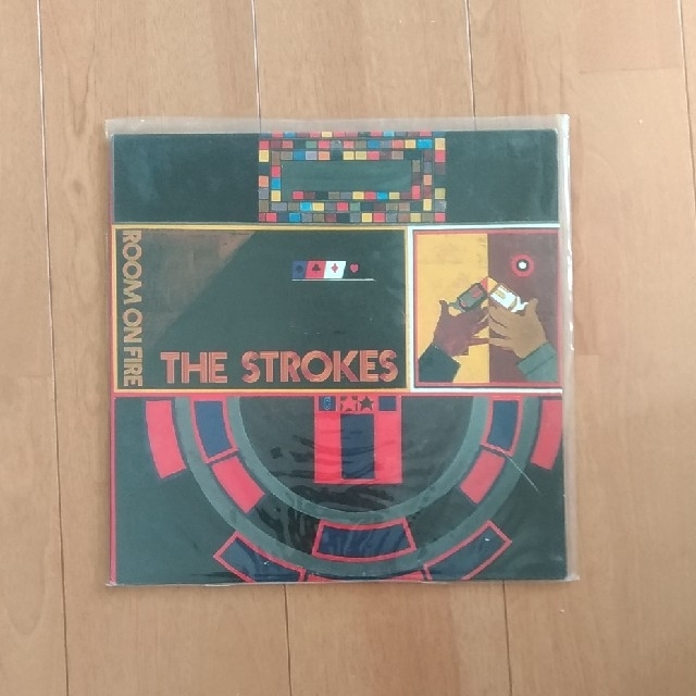 The strokes ストロークス ROOM ON FIRE