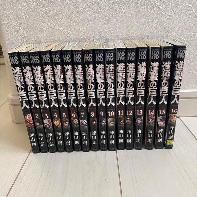 進撃の巨人 全巻セット 1 ~ 34巻 + 関連本3冊 - 全巻セット 進撃の巨人 全巻セット 1 ~ 34巻 + 関連本3冊 - 全巻セット