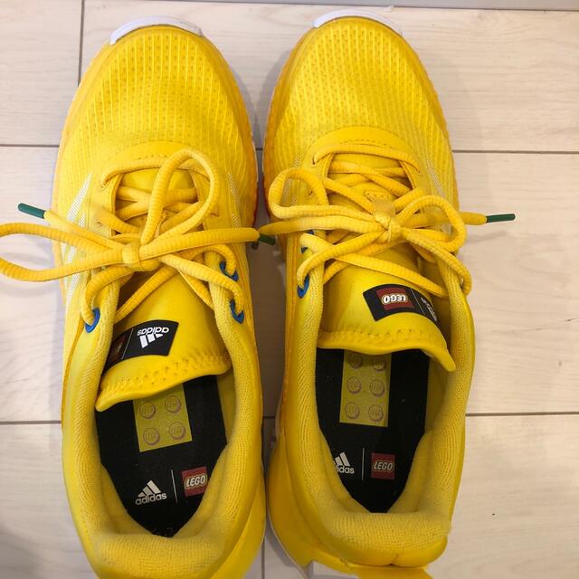 adidas(アディダス)のキッズ　アディダス　toma26様専用 キッズ/ベビー/マタニティのキッズ靴/シューズ(15cm~)(スニーカー)の商品写真