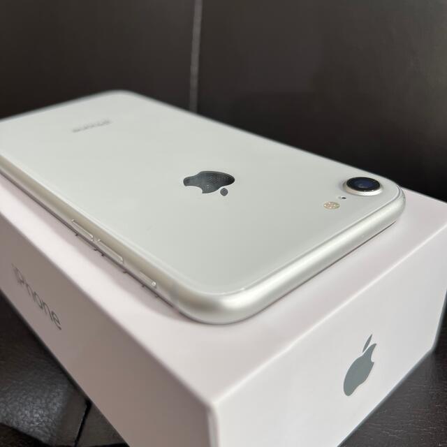 iPhone(アイフォーン)の【バッテリー94%】iPhone8 64GB スマホ/家電/カメラのスマートフォン/携帯電話(スマートフォン本体)の商品写真