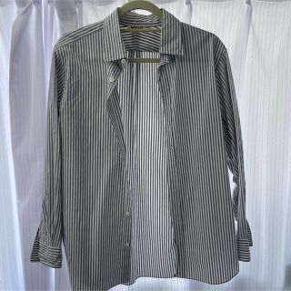 AURALEE(シャツ)のフリマアイテム一覧 AURALEE(シャツ)のフリマアイテム一覧