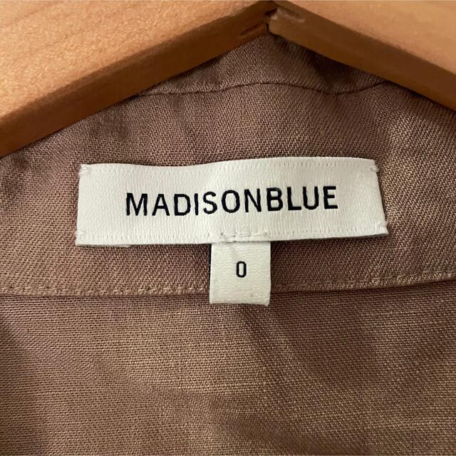 MADISONBLUE(マディソンブルー)のマディソンブルー  リネン　ブラウス　ベージュ　ブラウン レディースのトップス(シャツ/ブラウス(長袖/七分))の商品写真